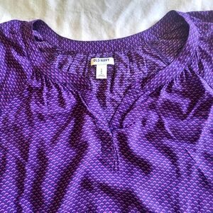 Old Navy Flowy Blouse -L